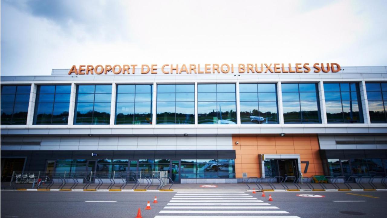 Charbonnel 1 B Charleroi-Airportアパートメント エクステリア 写真